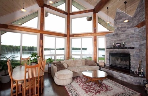 Willow Cabin | Top-Rated Indian Cove Lodge on Nancy Lake with Pool & Breakfast
