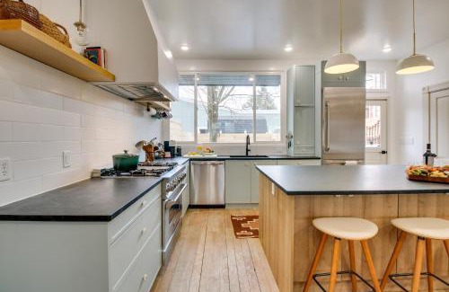 Madison House | Family-Friendly Indiana Getaway Steps from Madison Main St!