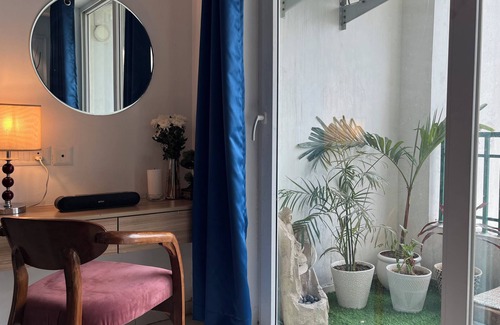 Noida Apartment | Indigo by Grehstay: Cozy 1BHK Serviced Apartment