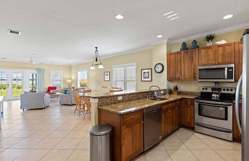 Indigo Reef Marina Homes House | Indigo Reef #50: Waterfront Retreat with Boat Slip & Pool