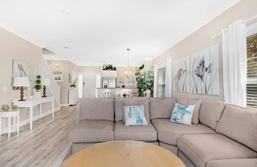 Indigo Reef Marina Homes House | Indigo Reef Resort Villa: Waterfront Retreat with Pool & Dock
