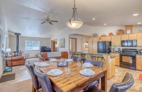 Three Rivers House | Discover Indio Cabin: Family-Friendly Retreat with Breakfast