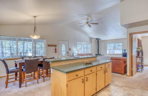 Three Rivers House | Discover Indio Cabin: Family-Friendly Retreat with Breakfast