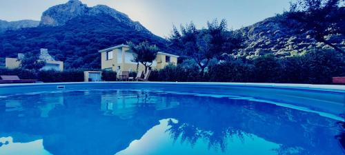 Siniscola House | Exclusive Pool Access - Guest Rated 9.7/10
