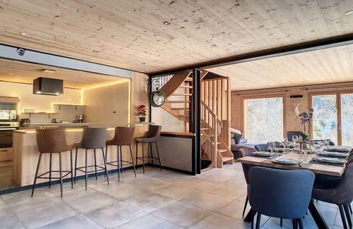 Saint-Jean-dʼAulps Ski Chalet | Unforgettable Individual Chalet Bas Thex with Breakfast & Kitchen