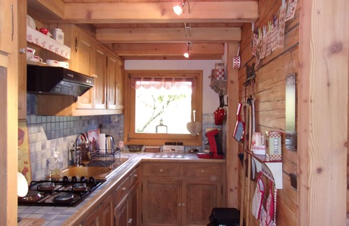 Le Grand-Bornand Ski Chalet | Charming Individual Chalet in Le Grand-Bornand for 4 Guests