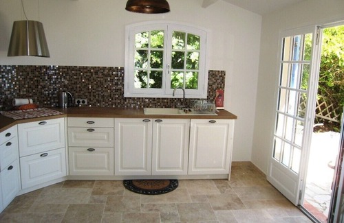 Bezengi House | Discover 177 in La Croix Valmer: Pet-Friendly Retreat