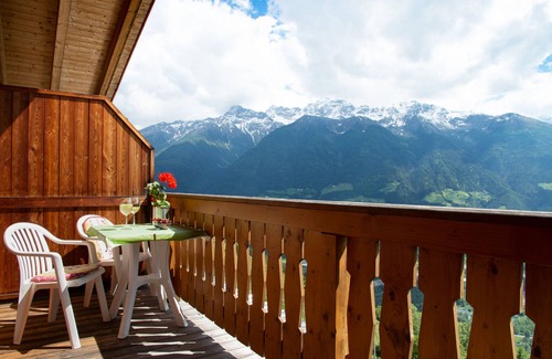 Sluderno Apartment | Cozy Indoor Pool Apartment with Panoramic Mountain Views