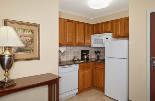 Franklin Condo | Relaxing Retreat with Indoor Pool & Hot Tub Near Airport