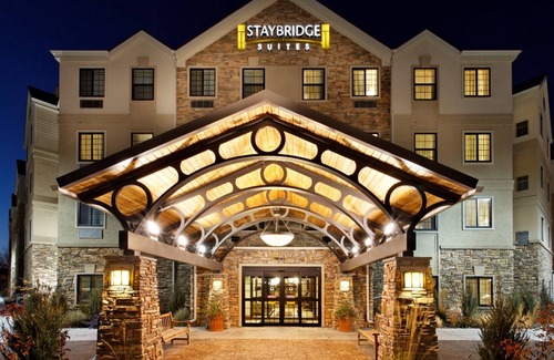 Dearborn Condo | Relaxing Suites with Pool, Hot Tub & Free Breakfast Awaits