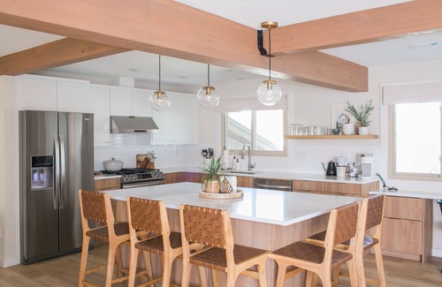 Fairwood House | Family-Friendly Retreat with Indoor Pool in Spokane