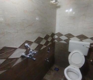 Arambol House | Highly Rated NO NAME GUESTHOUSE: Family-Friendly with Breakfast