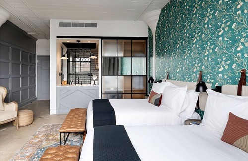 South Main Historic District Hotel | Experience an Unforgettable Family-Friendly Getaway Today!