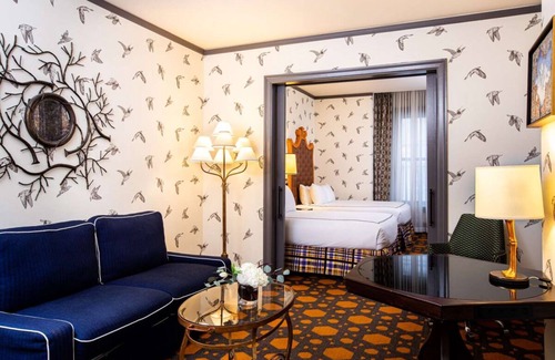 Downtown Portland Hotel | Experience Cozy Stay Near Classical Chinese Garden