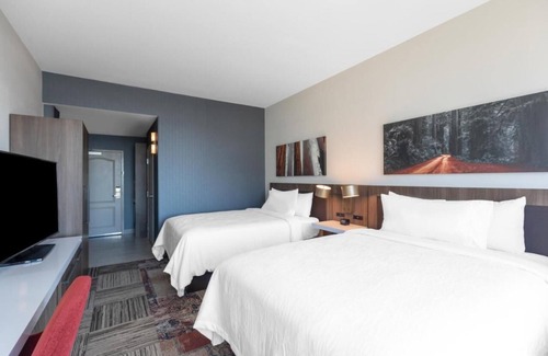 Emeryville Hotel | Experience Cozy Comfort Near Berkeley Art Museum