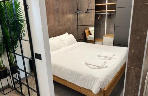 NoLo Apartment | Stylish Industrial Studio in NoLo - Pet Friendly, 10/10 Rating