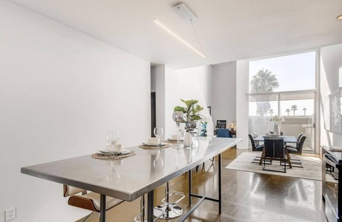 Harborview Condo | Industrial Loft Heart in Little Italy