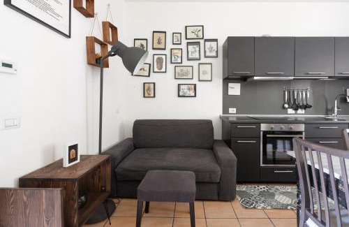 Chinatown Apartment | Industrial-Style Apartment in Chinatown!