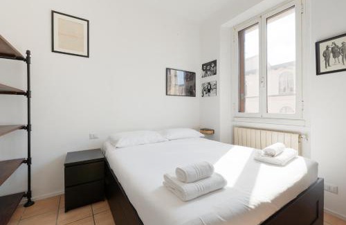 Chinatown Apartment | Industrial-Style Apartment in Chinatown!