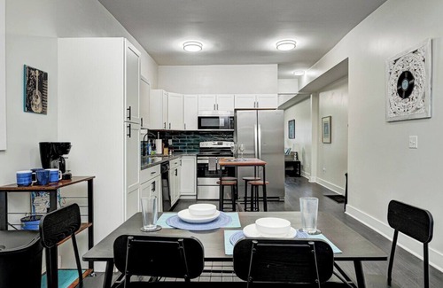 Fountain Square House | Indy House of Music: Family-Friendly Stay in Fountain Square