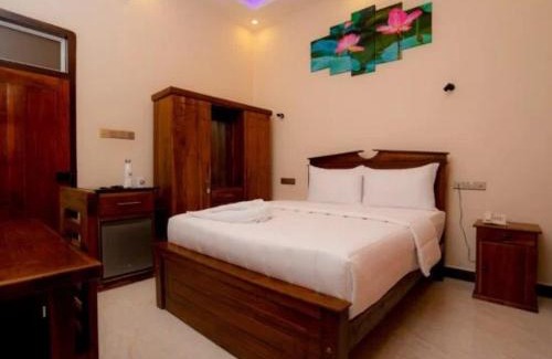 Valikamam South-West Hotel | Infenta's Villa