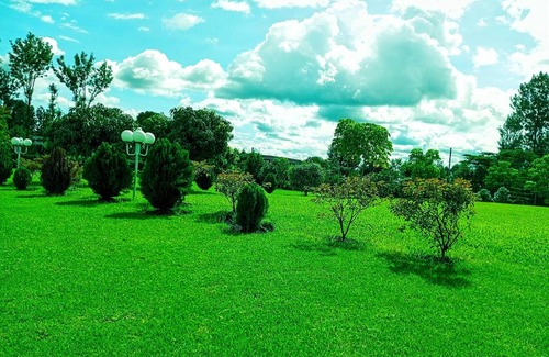 Viwanda Bed & Breakfast | Serene Events Garden with Family-Friendly Amenities