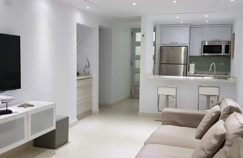 Isla Verde Apartment | Ocean View Apartment with Spa in Isla Verde's Prime Zone