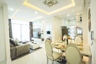 Ruessei Kaev Apartment | Inviting Infinity 28 Hotel: Poolside Retreat with Top Ratings