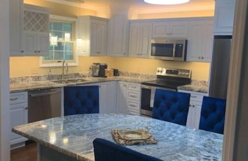 State College House | Family-Friendly Stay at Infinity at Nittany Hotel