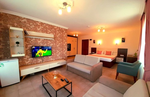 Fethiye Hotel | Experience the Infinity Ruby Hotel: Pool, Dining & Family Fun