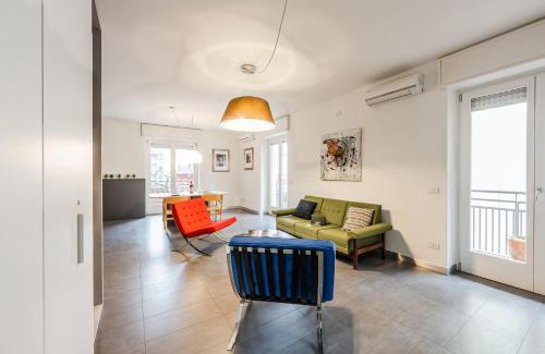Verona City Centre Apartment | Prime Location: Arena Hotel with Free Parking & Family-Friendly