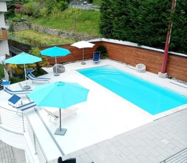 Canale di Tenno Apartment | Idyllic Villa Sogno on Lake Garda with Pool & Ocean Views