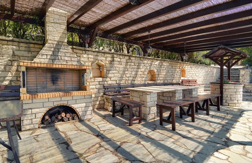 Ligiades Villa | Experience Infinity Villa in Ioannina with Spa and Hot Tub