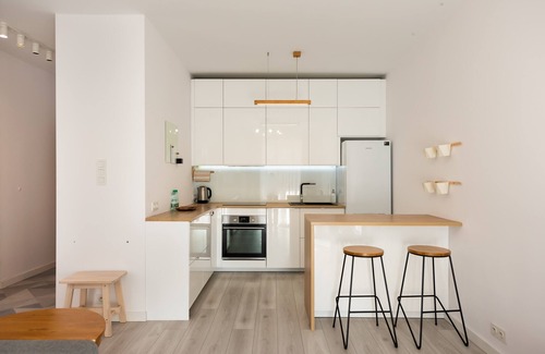 Wilanow Apartment | Welcoming Wilanów Oasis Apartment with Family-Friendly Amenities