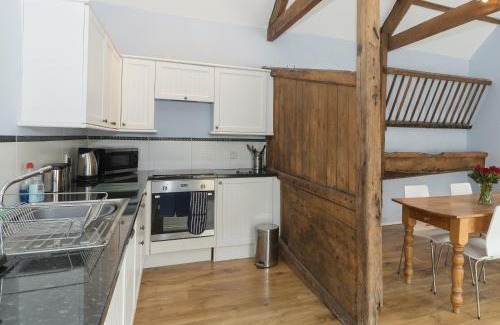 Kildale House | Ingleby Barn: 4-Star Pet-Friendly Retreat with Perfect Score