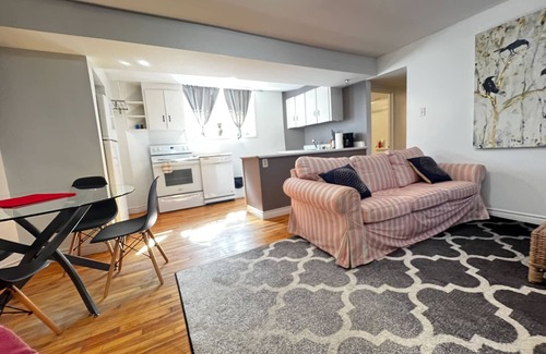 South End Apartment | Inglis Heritage: Cozy 2-BDRM near Waterfront