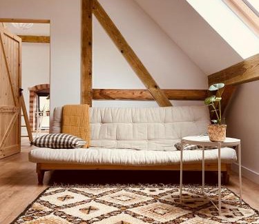 Wolow House | INGLOTÓWKA: Guest Rated 9.6 with Oceanfront Hot Tub