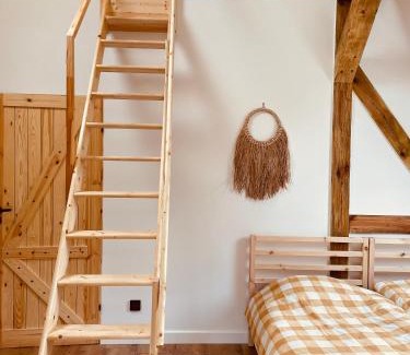 Wolow House | INGLOTÓWKA: Guest Rated 9.6 with Oceanfront Hot Tub
