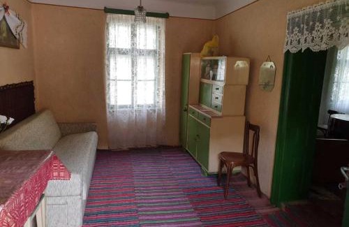 Archita House | Ingrid & Astrid Old Haunted Manor