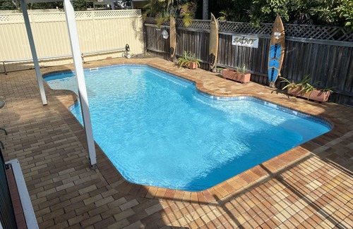 Iluka House | Unwind at Iluka Blue Beach House with Oceanfront Pool