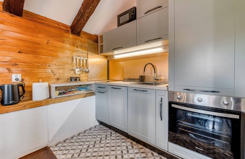 Pile Apartment | Top-Rated Inheritance Suite in Dubrovnik with Breakfast