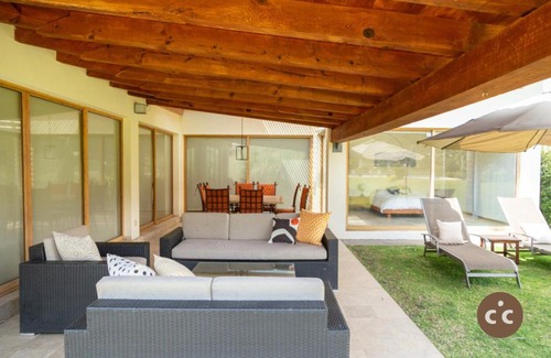 Centro House | Inviting Casa Alberca with Private Garden and Terrace