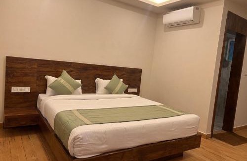 Virajpet Resort | Seaside Serenity at Inika: Pool, Oceanfront Views Await