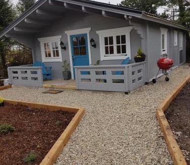 Dungloe House | Cozy Inisean Lodge Log Cabin with Oceanfront Views