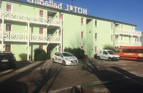 Saint-Mard Hotel | Discover Comfort at initial by balladins Roissy/Saint-Mard