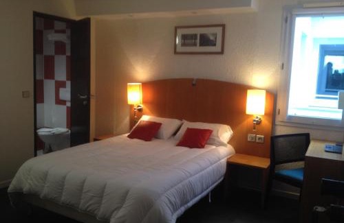 Gauchy Hotel | Convenient Stay at initial by balladins in Saint-Quentin