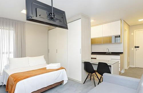 Campina do Siqueira Apartment | Pet-Friendly Ink Champagnat by UROOMS: Guest Rated 9.8
