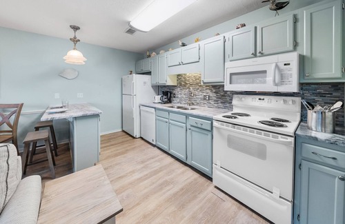 Inlet Beach Condo | Inlet Dunes 105: Poolside Retreat by Rosemary Beach