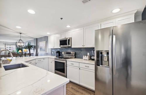 Holiday Isle Condo | Oceanfront Inlet Reef 210: Pet-Friendly Condo Retreat