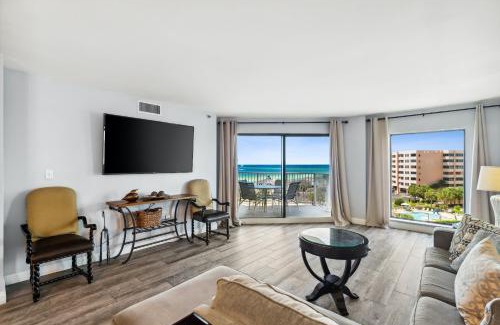 Holiday Isle House | Inlet Reef Club with Oceanfront Views & Private Beach Access